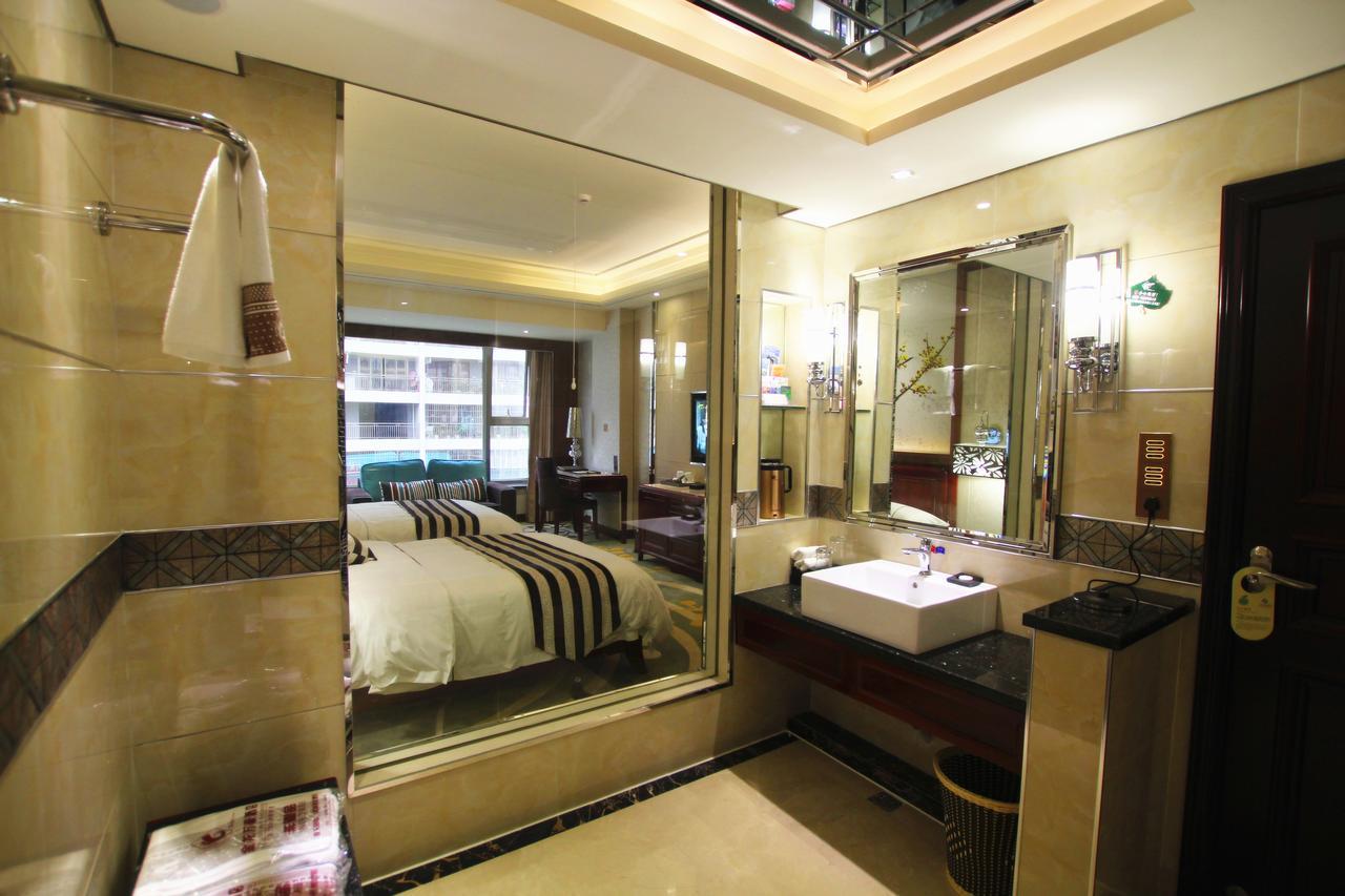 Jin Long Wan Hao Hotel Wuzhou Bagian luar foto