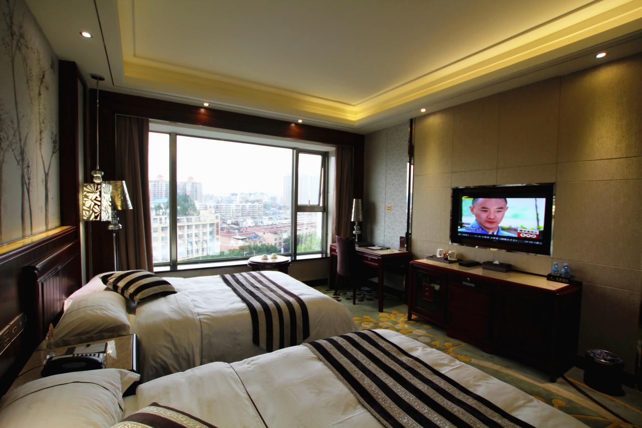 Jin Long Wan Hao Hotel Wuzhou Bagian luar foto